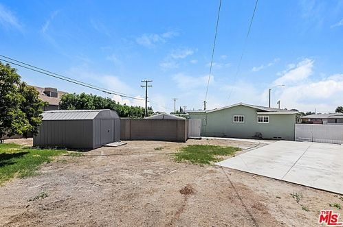 2501 Eola Dr, Anaheim CA  92804-4003 exterior