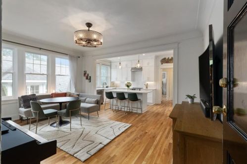 301 10th St, Atlanta, GA 30318-5613