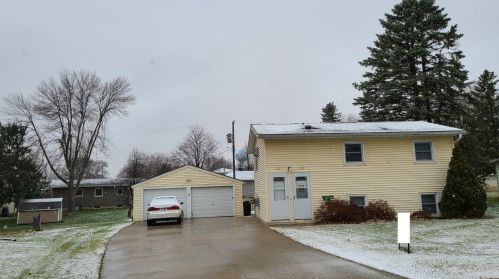 113 3rd Ave, Byron, MN 55920-1270