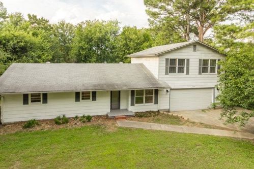 3159 Circleview Dr, Dalton, GA 30721-6146