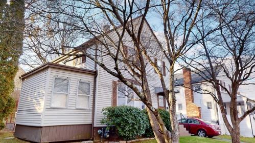 18 Cherry Hill Ave, Woonsocket, RI 02895-2808