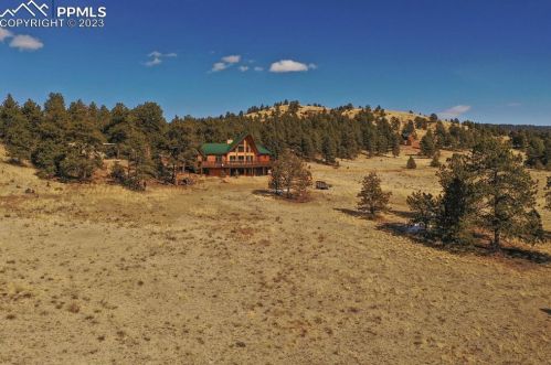 875 Old Ranch Rd, Twin Rock, CO 80816-9070