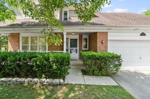 34 Chestnut Ct, Buffalo Grove, IL 60089-6617