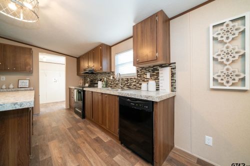 2396 Blocker Rd, Marshall TX 75672-3720 exterior