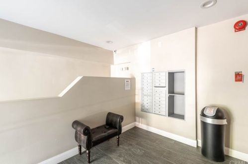 510 Jackson St, Glendale CA  91206-3213 exterior