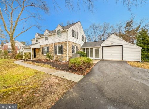 303 Rose Valley Rd, Media, PA 19086-0064