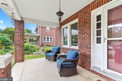 1621 1st Ave, York, PA 17403-1945