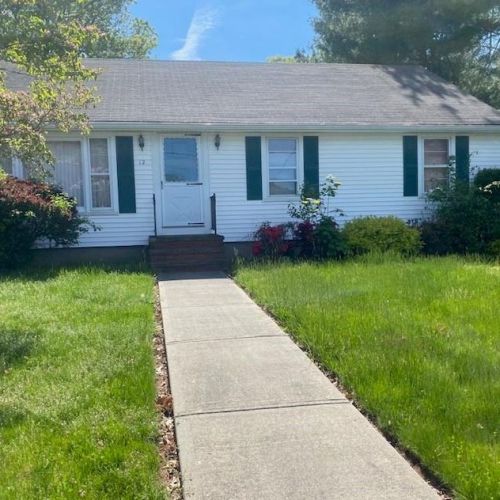 12 Beacon St, Providence, RI 02919-3632