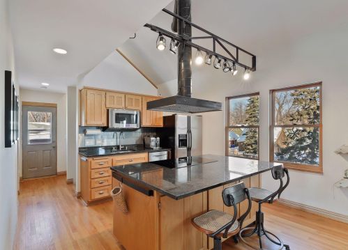 607 Dayton Ave, Saint Paul MN  55104-7203 exterior
