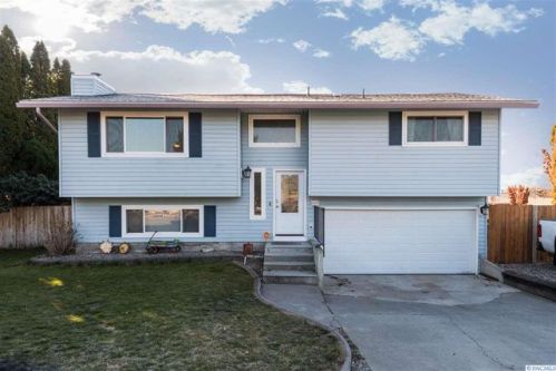 6212 Richardson Rd, Pasco, WA 99301-1910