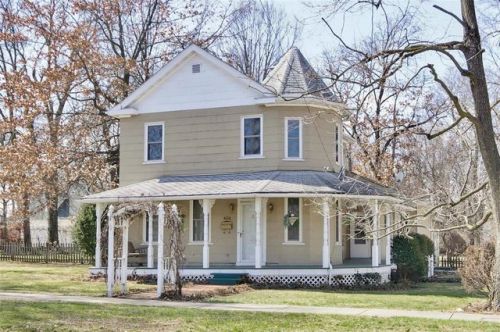 406 Giddings Ave, Otterville, IL 62052-1722