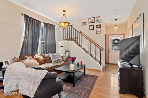 1111 Estes Ct, Naperville, IL 60540-4100