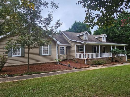 571 Goode Rd, Conyers GA  30094-3224 exterior