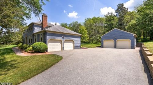 14 Hamden Rd, Flemington, NJ 08822-5543