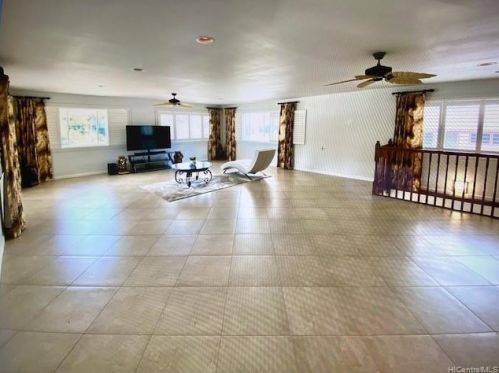 1385 Ala Hoku Pl, Honolulu HI  96819-1430 exterior