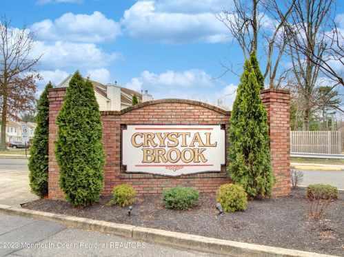 15 Kim Ct, Jackson Twp, NJ 08527-2361