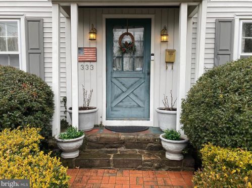 333 Westmoreland Dr, Trenton, NJ 08618-2416