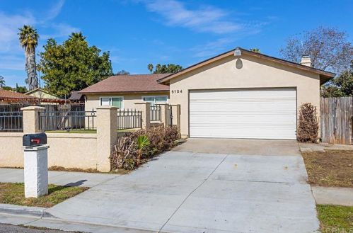 5104 Francis St, Oceanside, CA 92057-3600