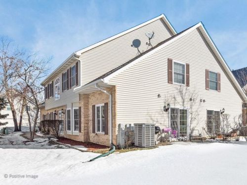 1434 Laurel Oaks Dr, Streamwood, IL 60107-3314