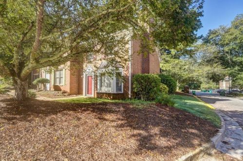 4398 Village Square Ln, Stone Mountain, GA 30083-7314