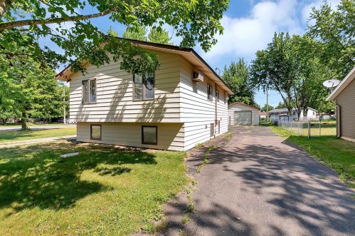 237 Elm Dr, Foley, MN 56329-8728
