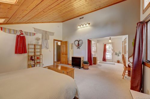 5615 Hatch Dr, Lakewood CO 80439 exterior