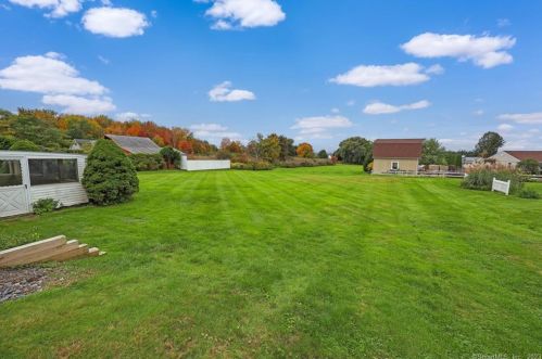 19 Ridge Rd, Wapping, CT 06074-3718