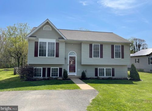 119 Hoyt St, Fredericksburg, VA 22405-2729
