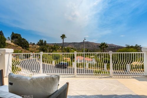 10228 Overhill Dr, Santa Ana CA  92705-1595 exterior