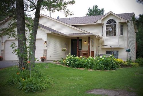 2705 Fern St, Spectacle Lake, MN 55008-1857