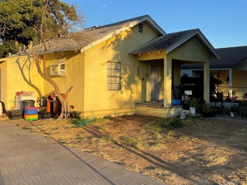 1545 Gearhart St, Fresno, CA 93702-4231