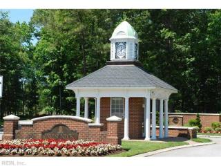 3464 Winding Trail Cir, Virginia Beach, VA 23456-2579