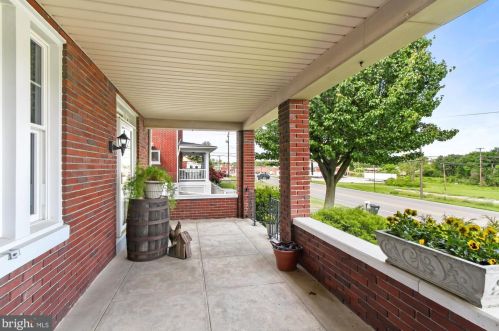 2926 Market St, York, PA 17402-2414