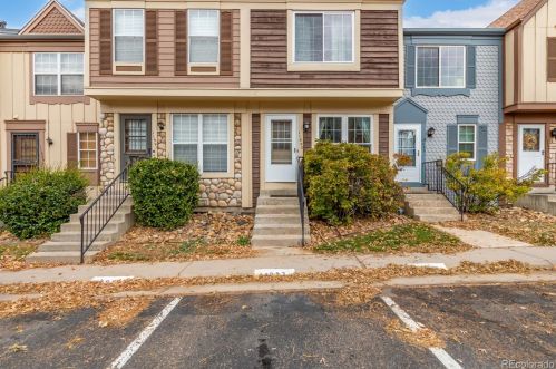 11993 Kepner Dr, Aurora, CO 80012-3286