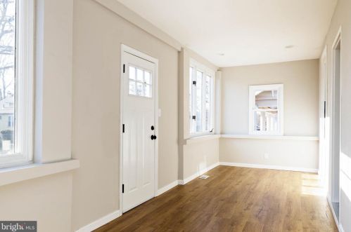 21 Park Ave, Camden NJ  08107-1032 exterior