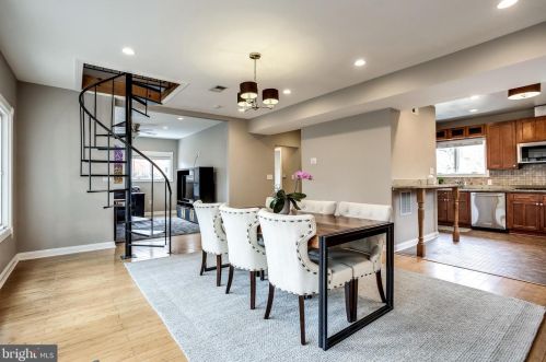 1511 Delmont Ln, Silver Spring MD 20912-7036 exterior