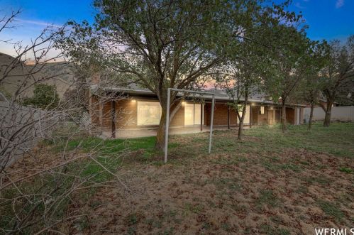 165 1000, Perry UT 84302-1541 exterior