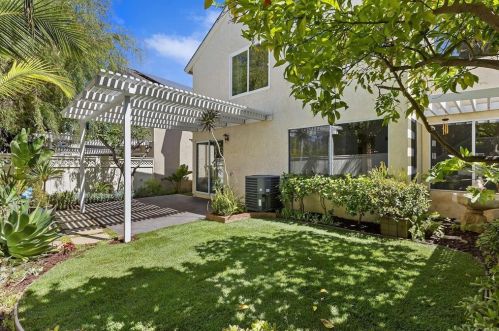 6842 Xana Way, Carlsbad, CA 92009-6032