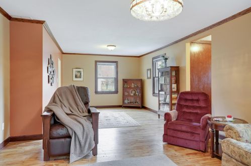 285 Chelsea St, Saint Paul MN  55115-2080 exterior