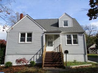107 Grant Ave, Moorestown, NJ 08057-1518