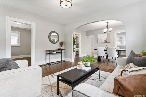 3210 Washington St, Englewood CO 80113-2727 exterior