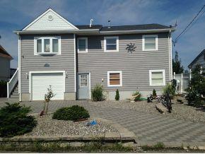 17 Forecastle Dr, Tuckerton NJ  08087-1549 exterior