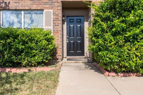 769 Eagle Dr, Fort Worth TX  76131-4898 exterior