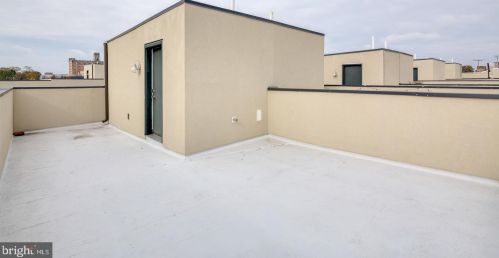 920 5th St, Philadelphia PA  19123-1455 exterior