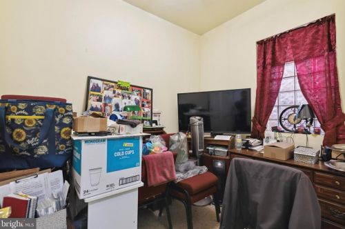 2119 Chelten Ave, Philadelphia PA 19138-2519 exterior