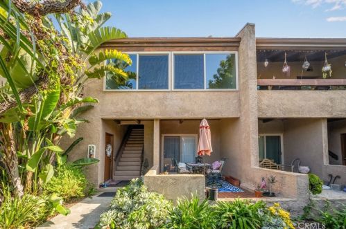16901 Bluewater Ln, Huntington Beach, CA 92649-2901
