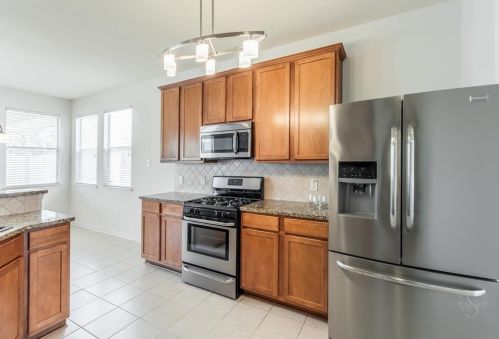 7206 Anaquitas Creek Ct, Richmond TX  77407-7140 exterior
