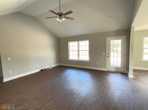 513 Carriage Ln, Statesboro, GA 30458-3579