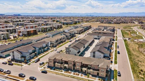 4719 Memphis St, Denver CO  80239-1613 exterior
