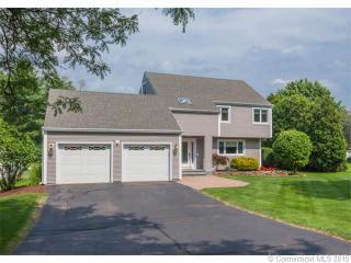 12 Rosewood Dr, Glastonbury, CT 06033-1647